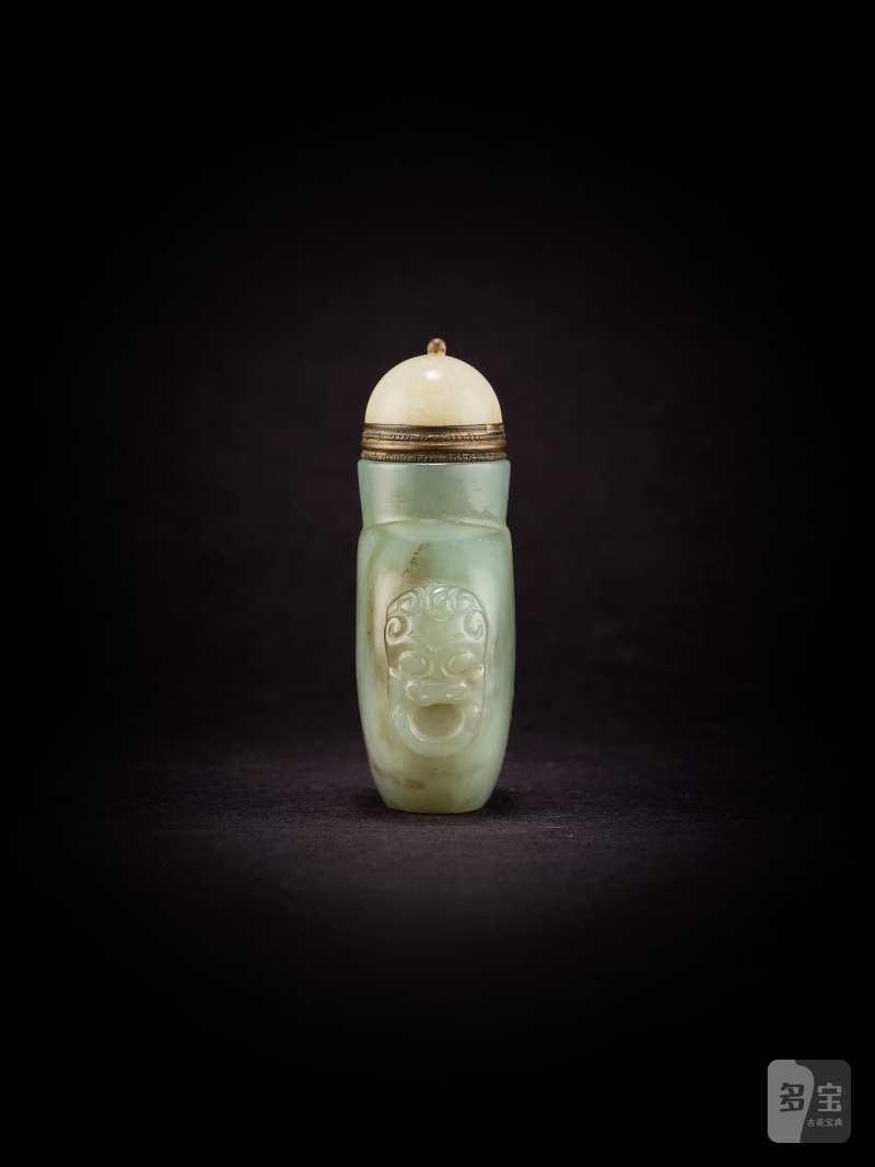 清十八/十九世紀　青白玉鼻煙壺 | A PALE GREEN JADE SNUFF BOTTLE - 图6